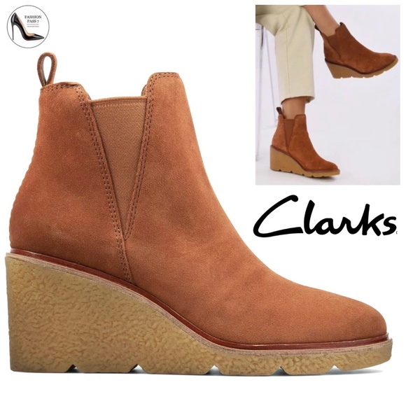 Clarks Women's Clarkford Top Dark Tan Suede Wedged Boots Camel Brown Booties 7.5 - Picture 1 of 14